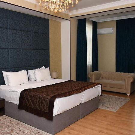 Square Baku Hotel ภายนอก รูปภาพ