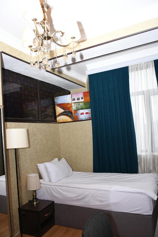 Square Baku Hotel ภายนอก รูปภาพ