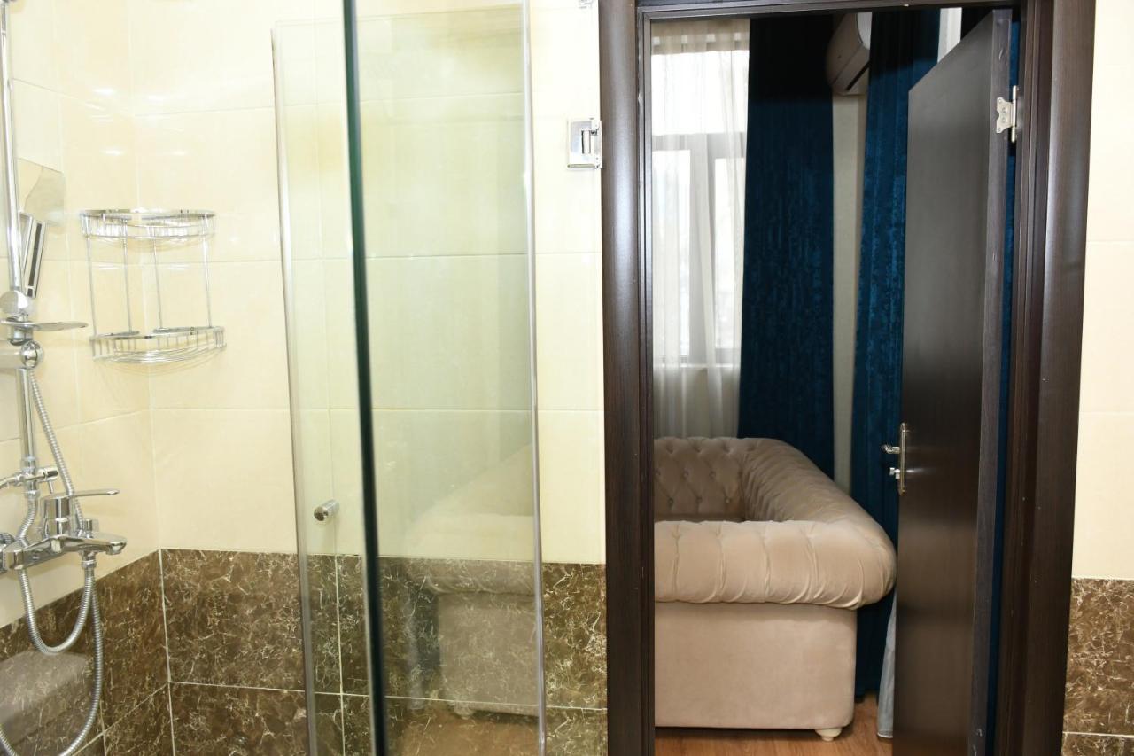 Square Baku Hotel ภายนอก รูปภาพ