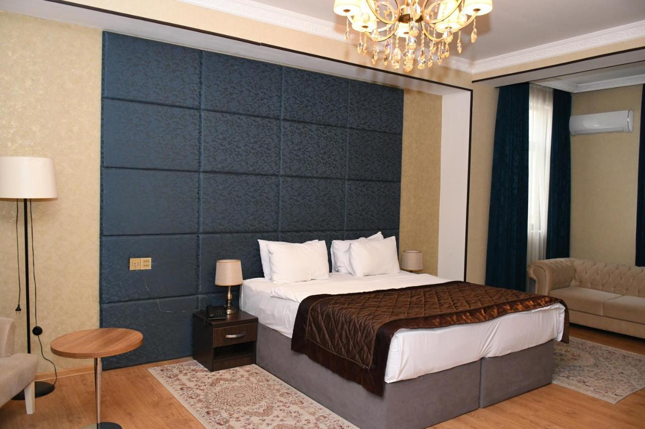Square Baku Hotel ภายนอก รูปภาพ