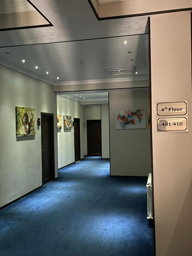 Square Baku Hotel ภายนอก รูปภาพ