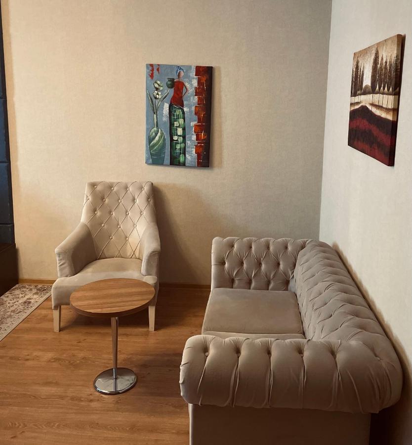 Square Baku Hotel ภายนอก รูปภาพ