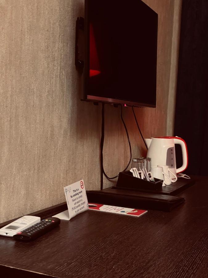 Square Baku Hotel ภายนอก รูปภาพ